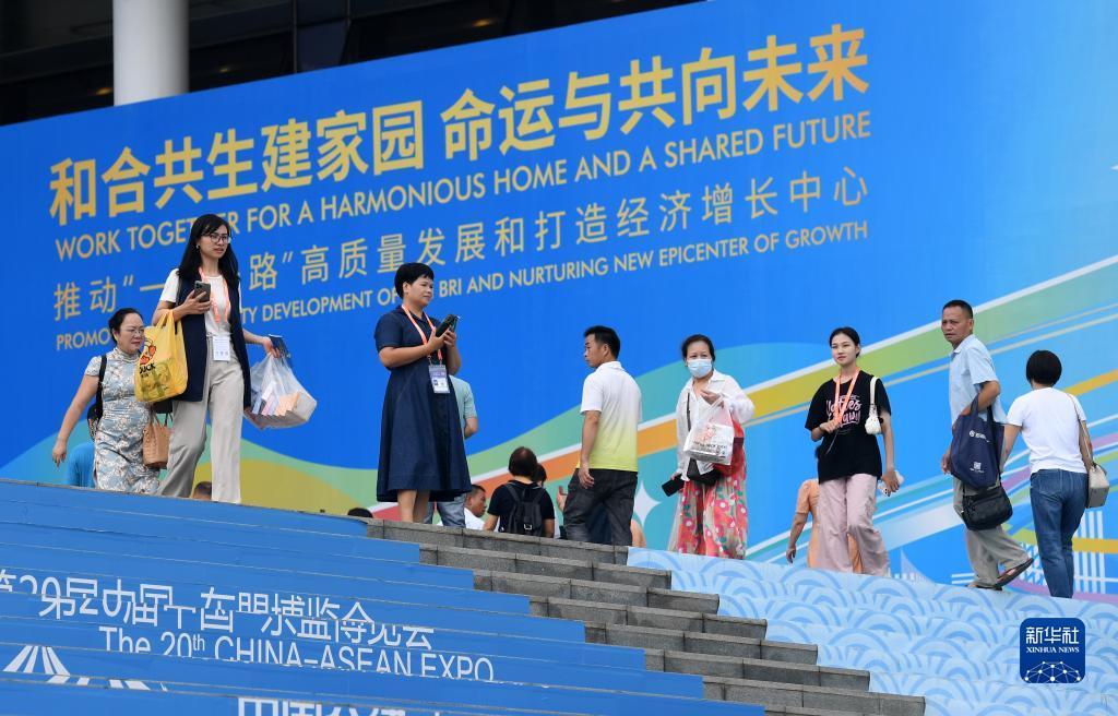 摆脱游戏手机版官网